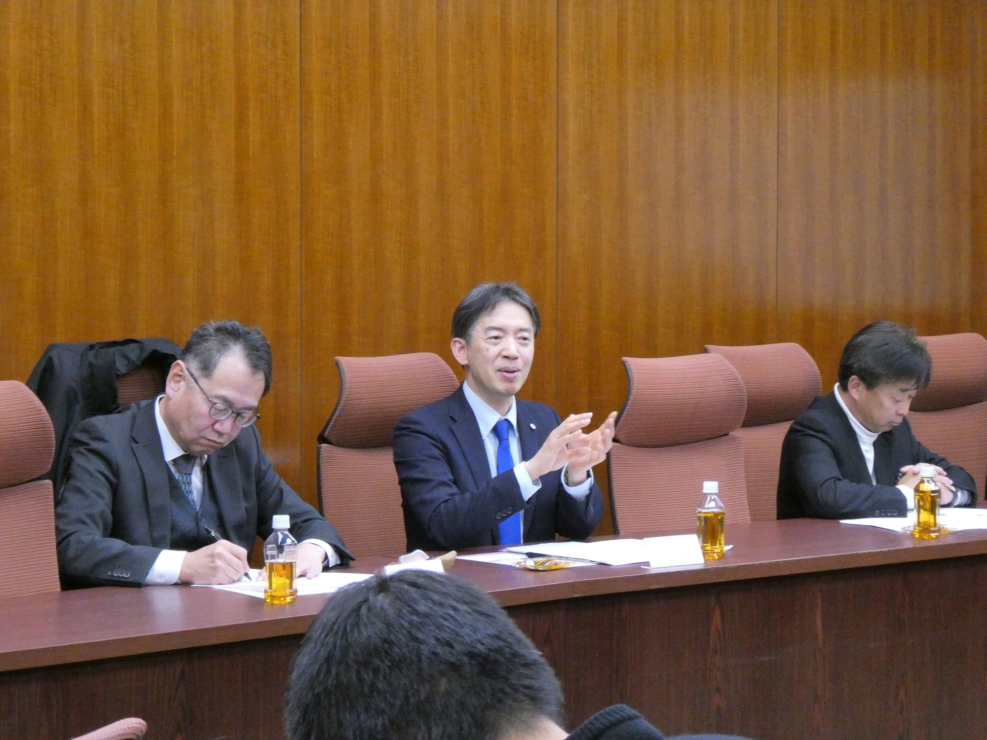 第5回理事会を開催しました.